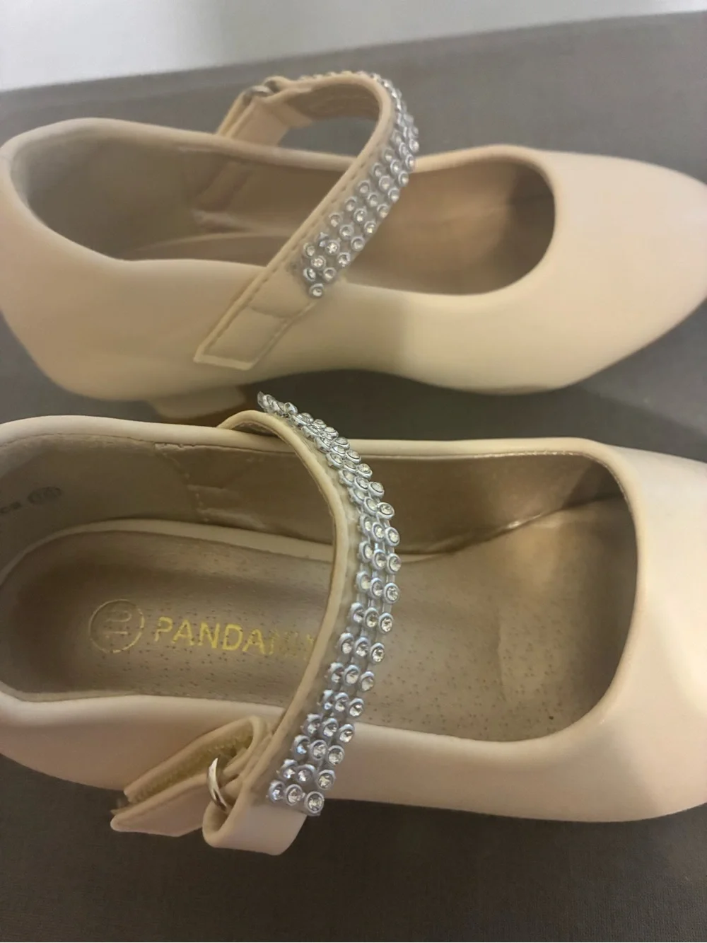 Girls Beige Mary Jane Dress Shoes with Rhinestone Strap size 10